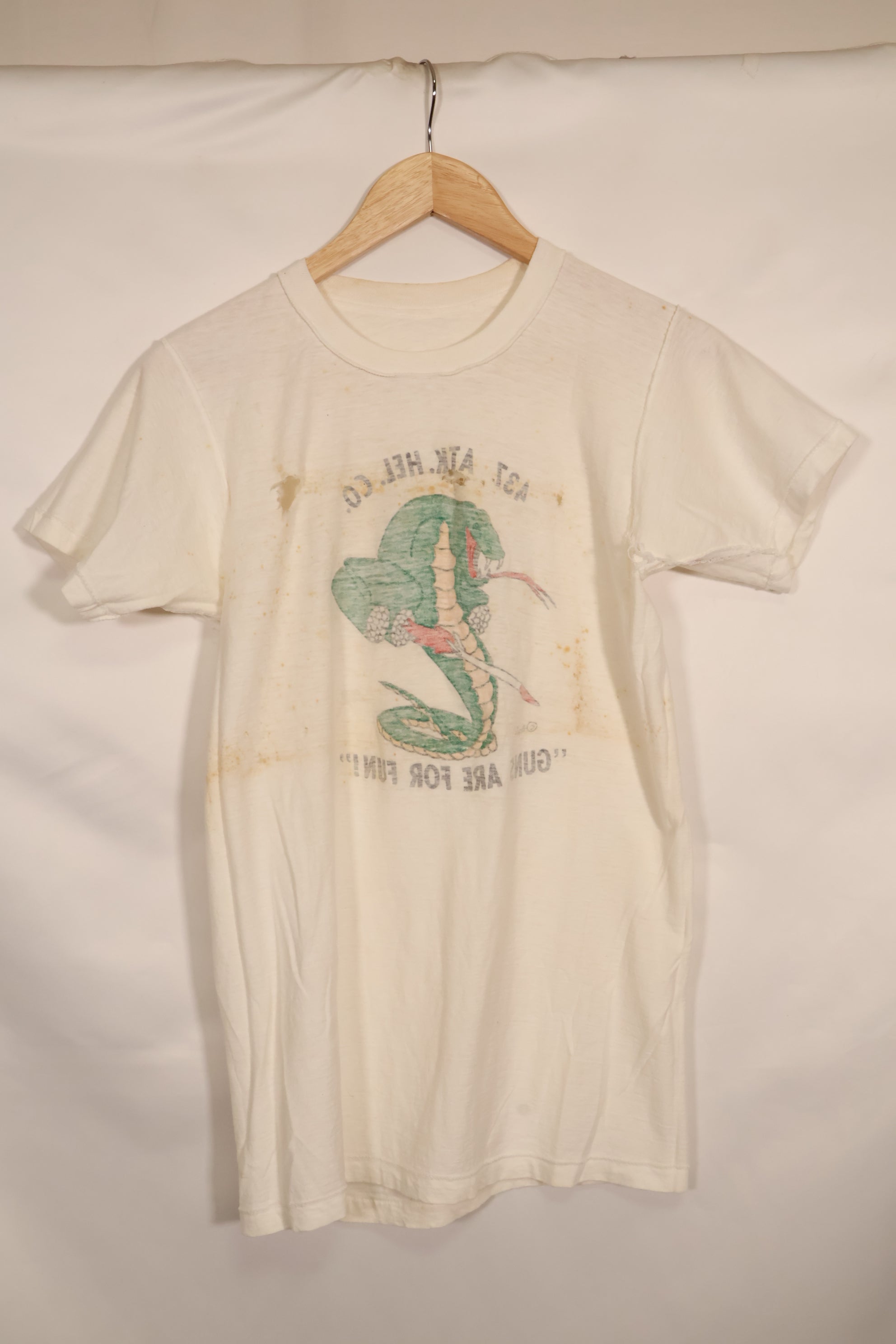 1960年代　アメリカ陸軍　ベトナム戦争　第437 アタックヘリコプター中隊　Tシャツ　中古品