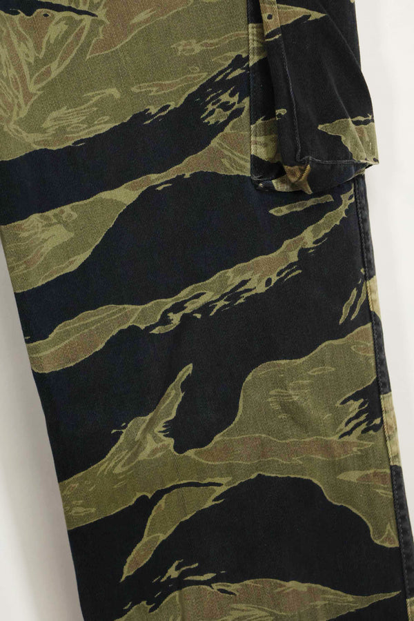 1960年代　ファットタイガー　タイガーストライプ　パンツ　Asian カット　中古品