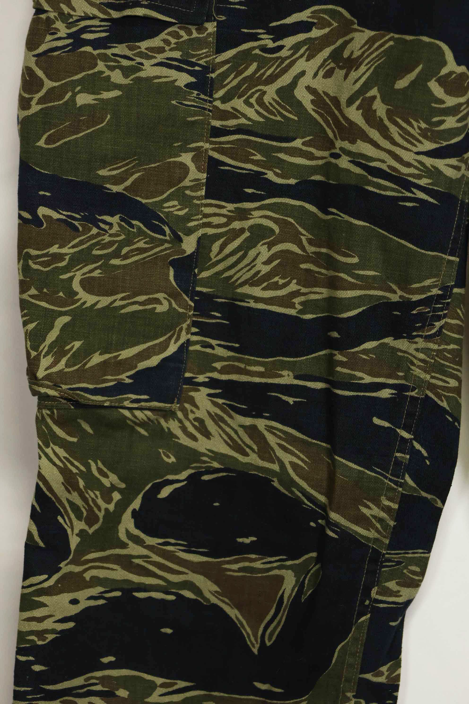 1960年代〜70年代前半　シルバータイガー　タイガーストライプパンツ　薄手生地　ほぼ未使用品