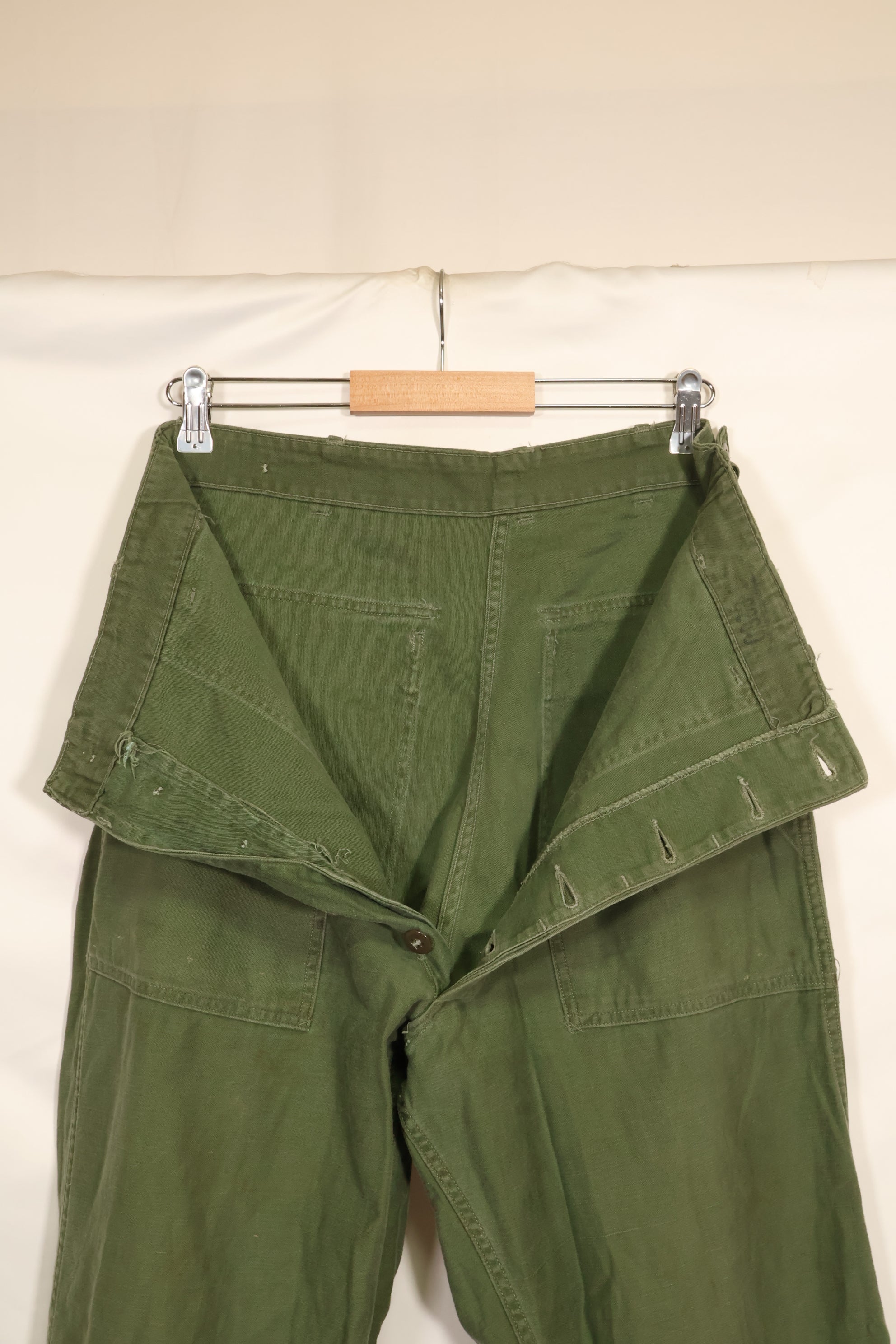 1960年代　TYPE 1 推定 MEDIUM　アメリカ軍　OG-107 ユーティリティパンツ　ベイカーパンツ　中古品　A