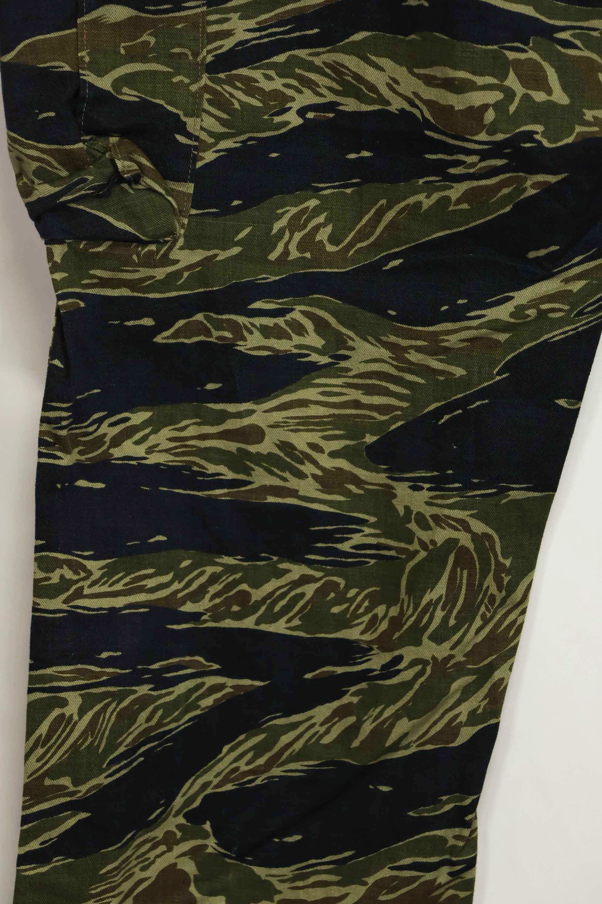 1960年代〜70年代前半　シルバータイガー　タイガーストライプパンツ　薄手生地　ほぼ未使用品