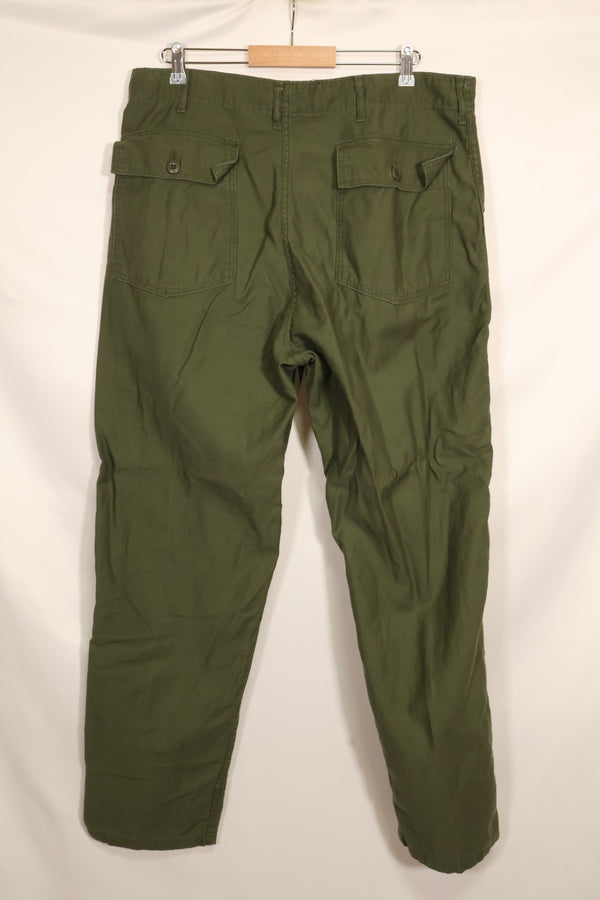 1972年会計　TYPE 3　40 x 33 アメリカ軍　OG-107 ユーティリティパンツ　ベイカーパンツ　中古品  B