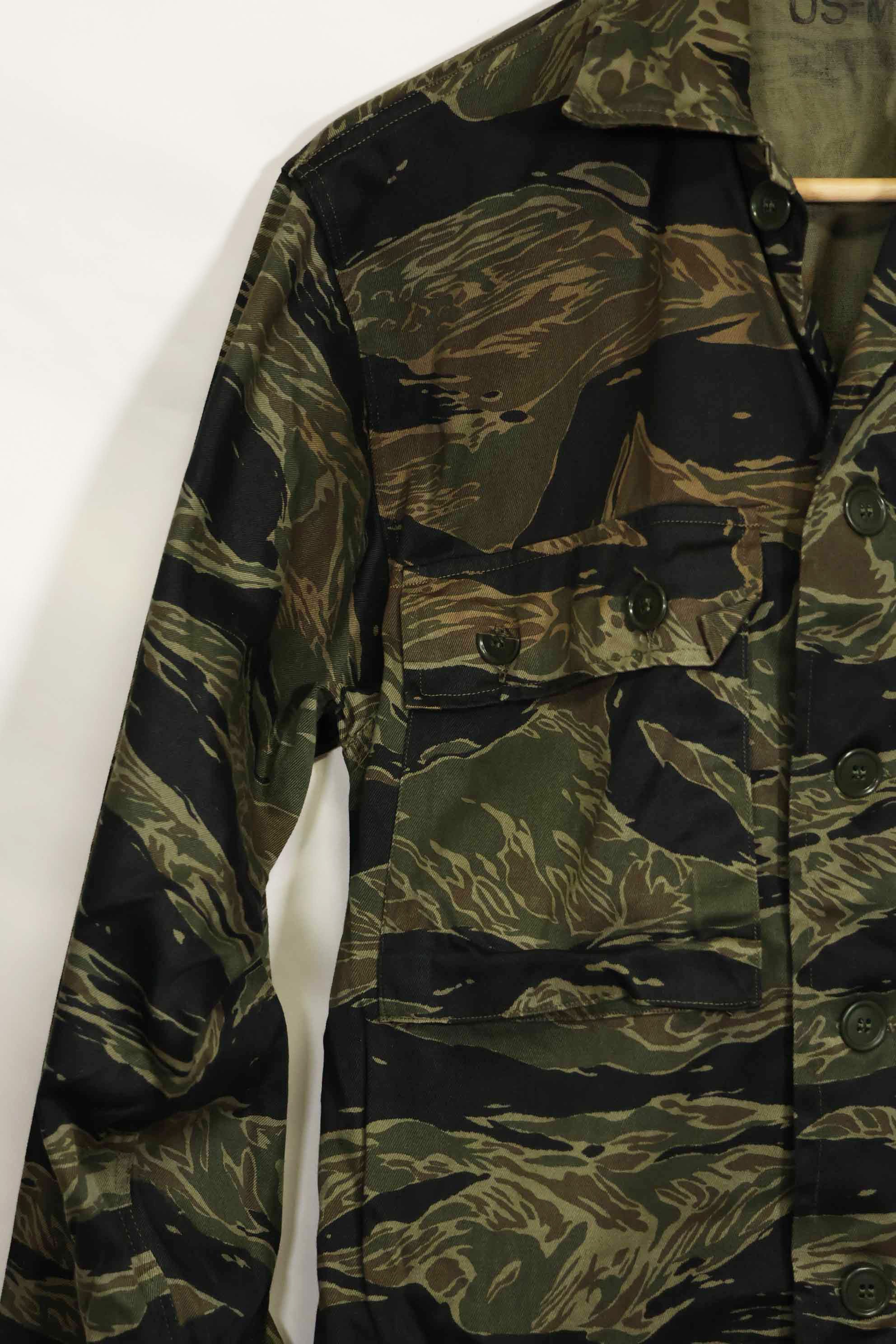 1960年代　ほぼデッドストック　シルバータイガー　タイガーストライプシャツ　US-M　状態良い　中古品