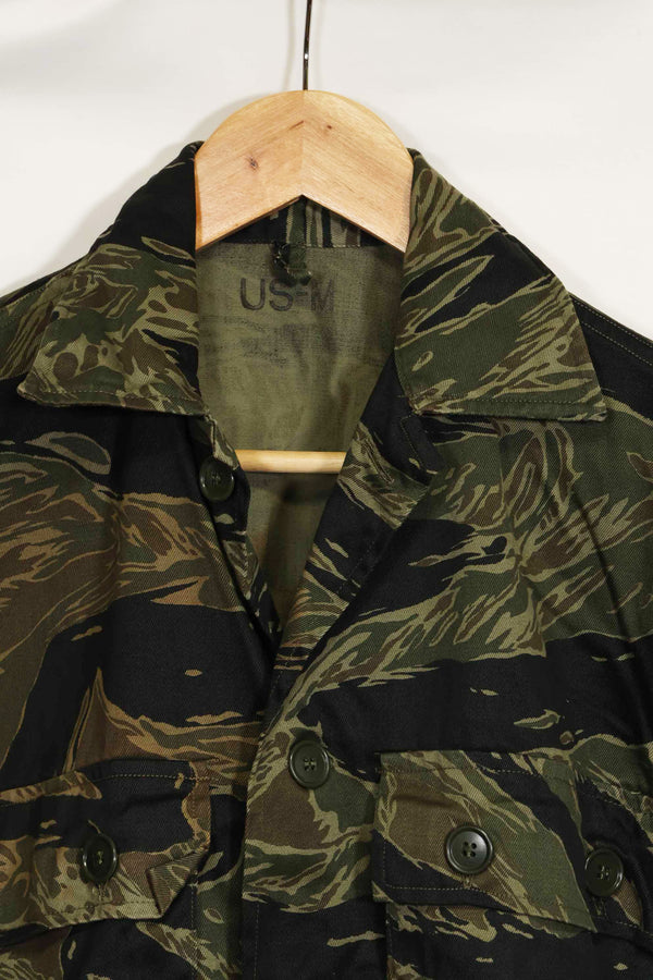 1960年代　ほぼデッドストック　シルバータイガー　タイガーストライプシャツ　US-M　状態良い　中古品