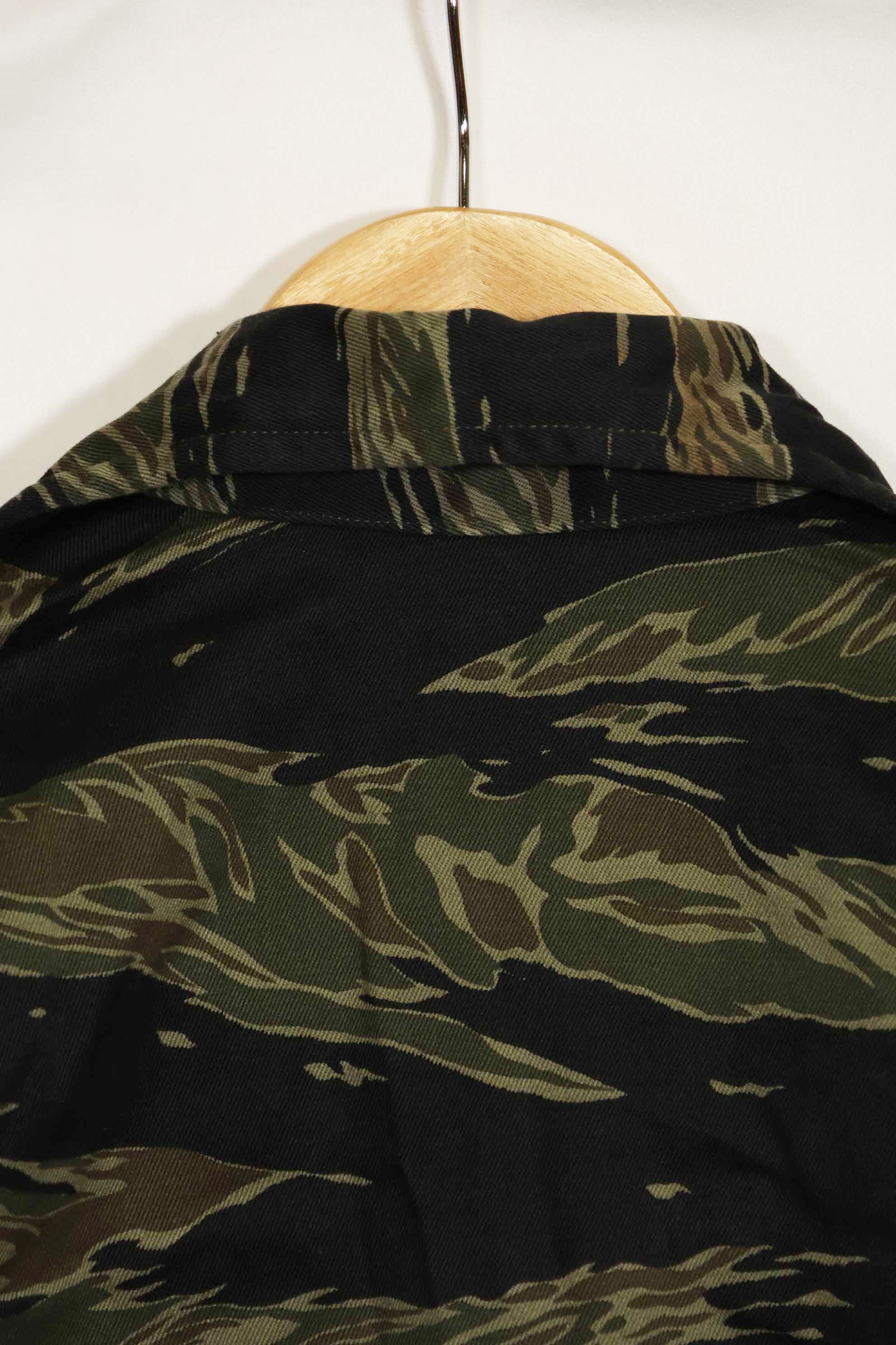 1960年代　ほぼデッドストック　シルバータイガー　タイガーストライプシャツ　US-M　状態良い　中古品