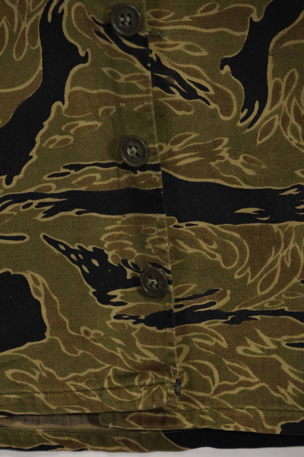 1960年代　ゴールドタイガー　タイガーストライプシャツ　A-L　Asianカット　状態良い　中古品