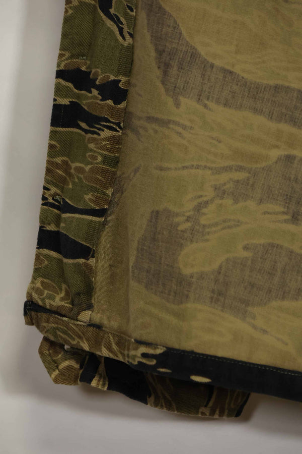 1960年代　ゴールドタイガー　タイガーストライプシャツ　A-L　Asianカット　状態良い　中古品