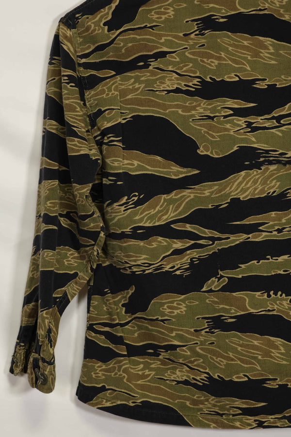 1960年代　ゴールドタイガー　タイガーストライプシャツ　A-L　Asianカット　状態良い　中古品