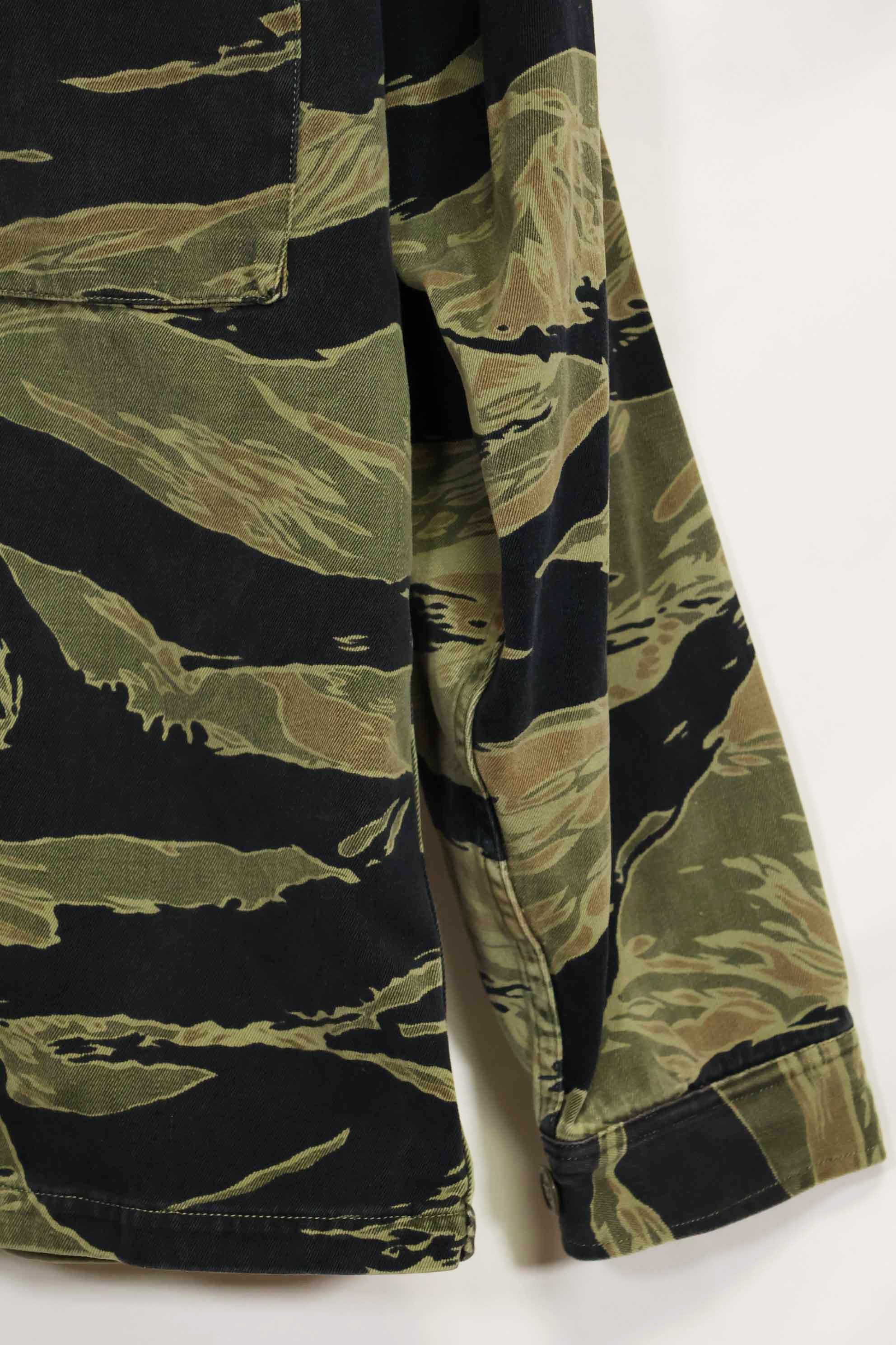 1960年代　ファットタイガー　タイガーストライプ　シャツ　Asian カット　中古品