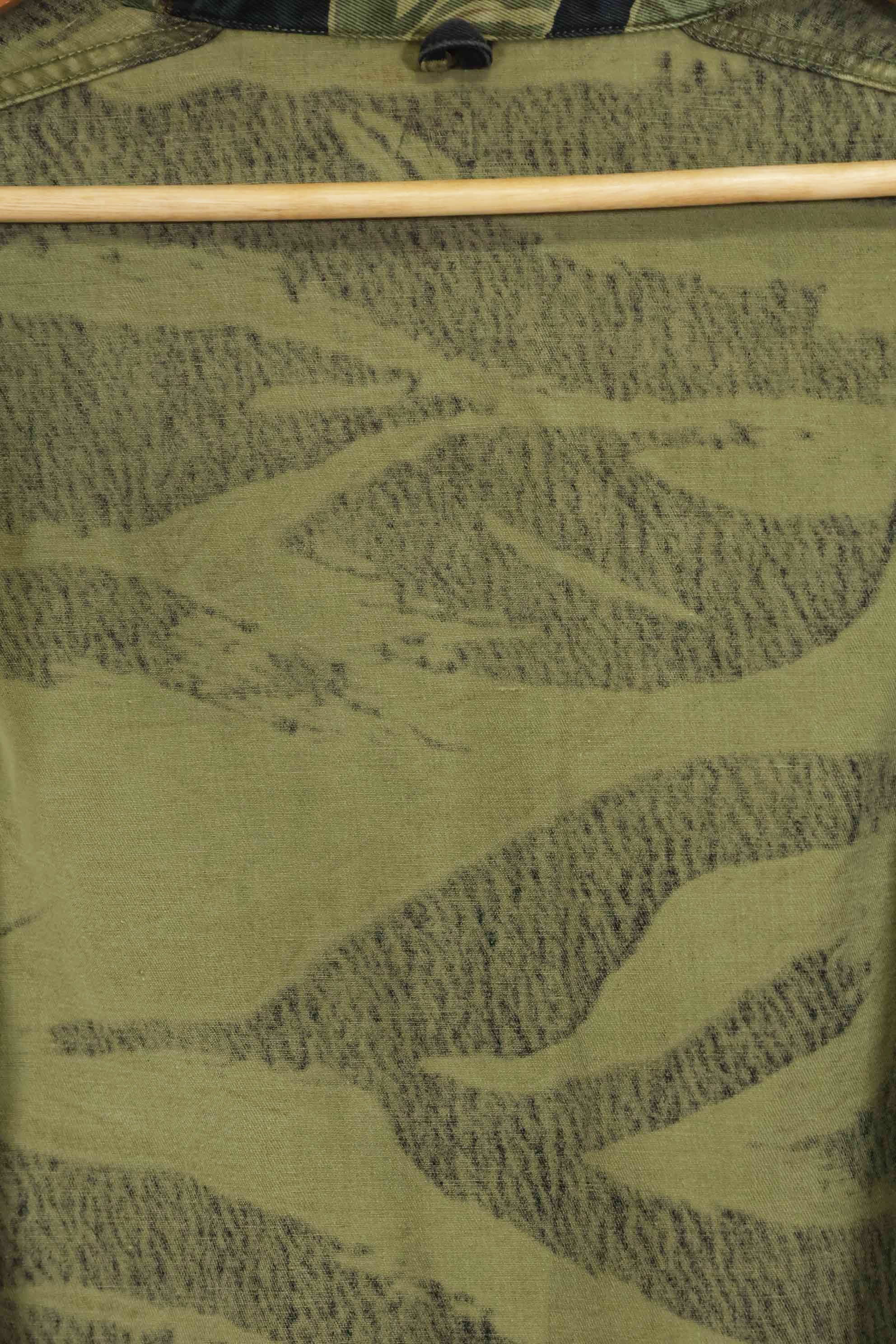 1960年代　ファットタイガー　タイガーストライプ　シャツ　Asian カット　中古品