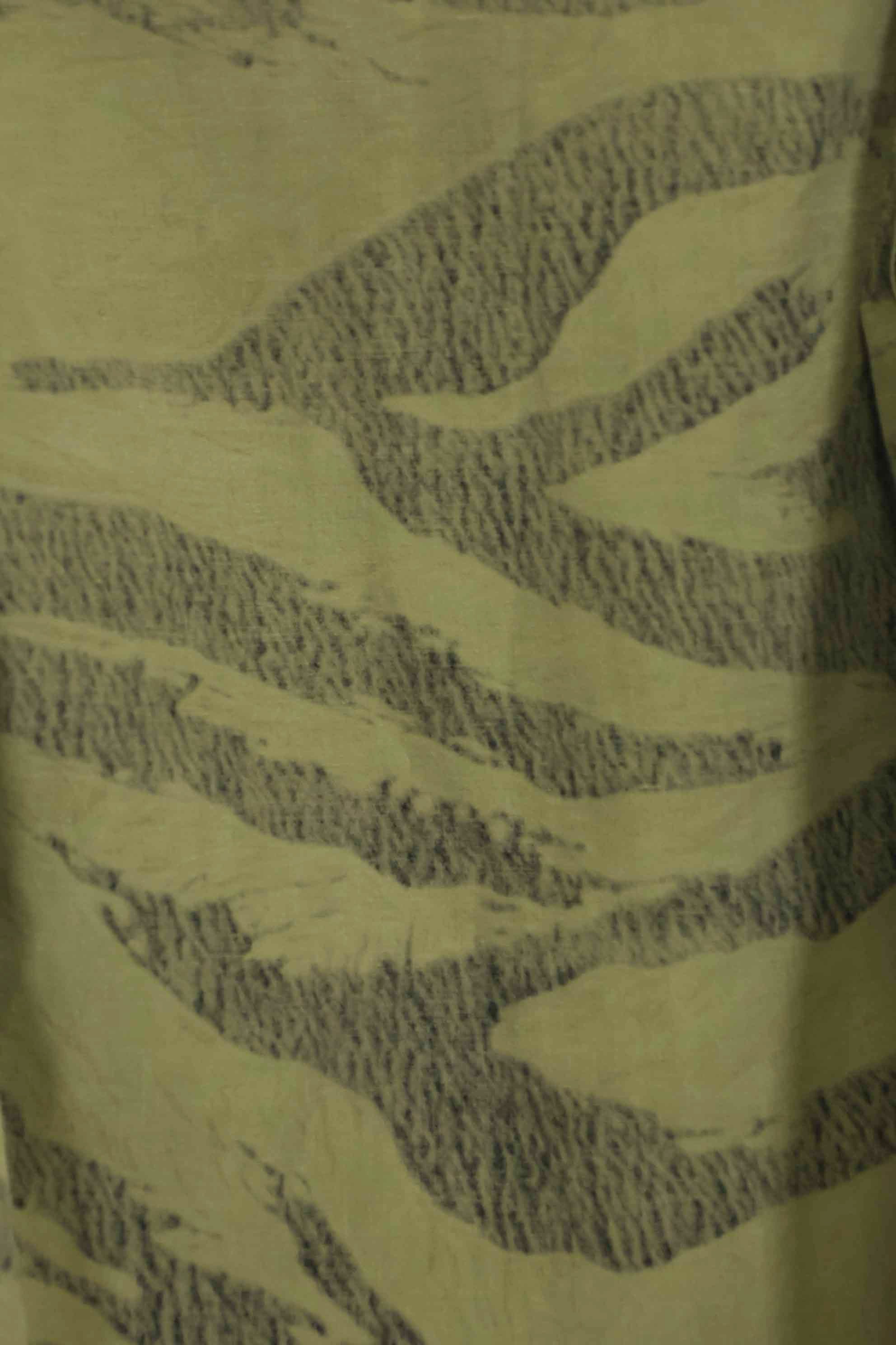 1960年代　ファットタイガー　タイガーストライプ　シャツ　Asian カット　中古品