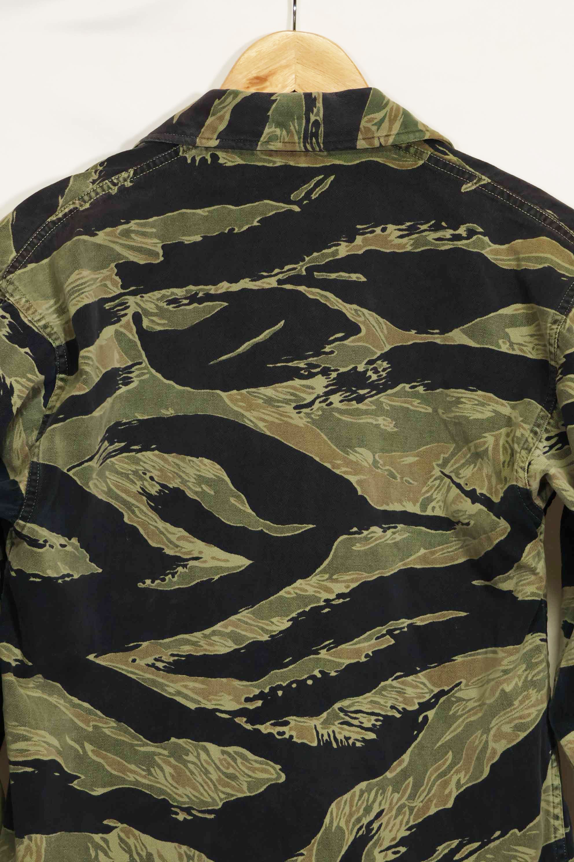 1960年代　ファットタイガー　タイガーストライプ　シャツ　Asian カット　中古品