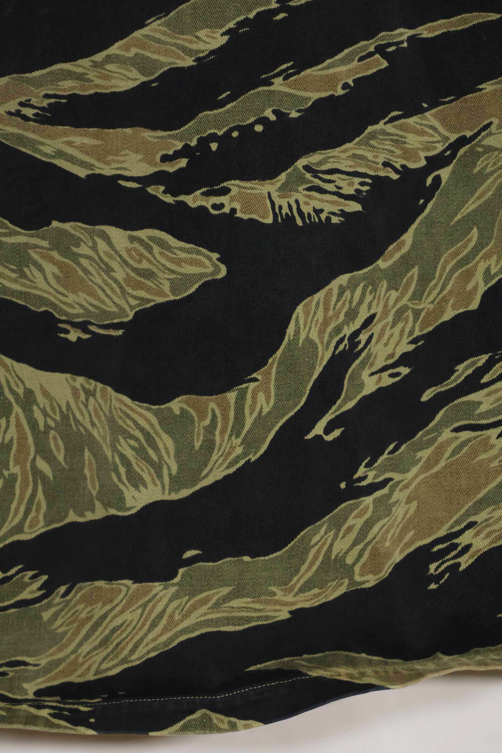 1960年代　ファットタイガー　タイガーストライプ　シャツ　Asian カット　中古品