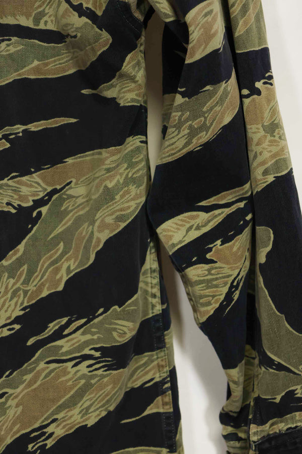 1960年代　ファットタイガー　タイガーストライプ　シャツ　Asian カット　中古品