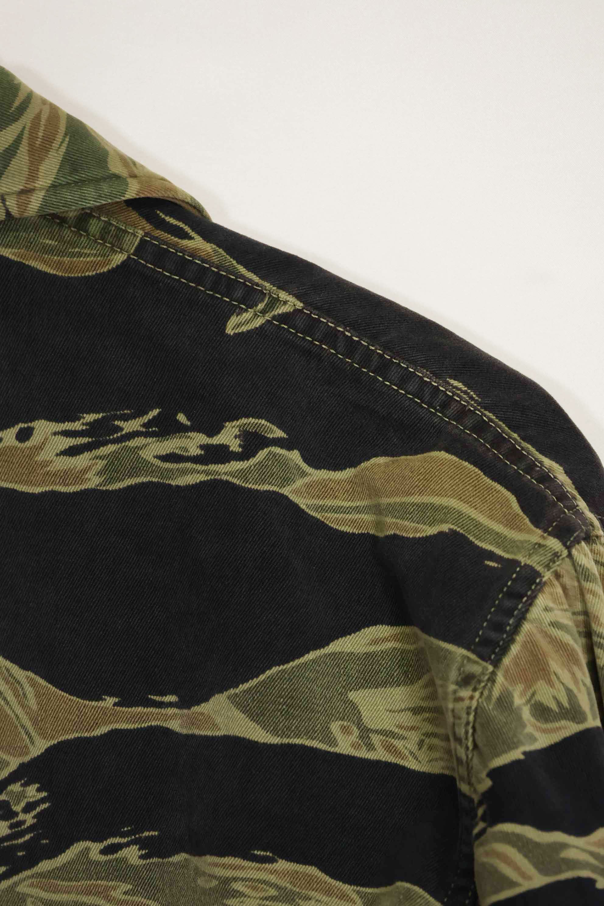 1960年代　ファットタイガー　タイガーストライプ　シャツ　Asian カット　中古品