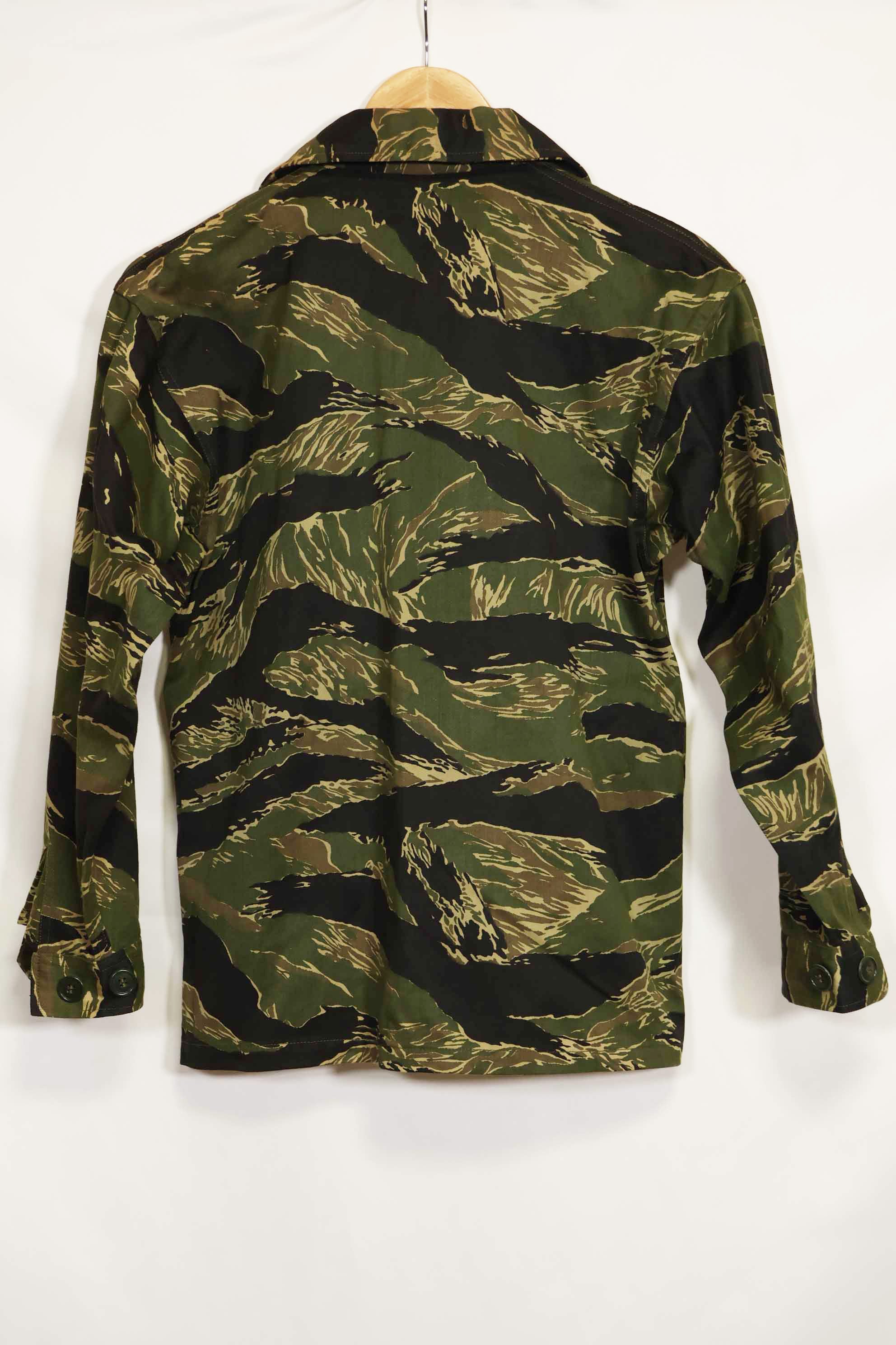 1960年代　デッドストック　沖縄タイガー　タイガーストライプ　シャツ　Asian Cut