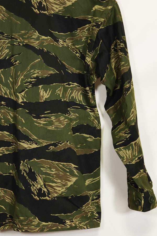 1960年代　デッドストック　沖縄タイガー　タイガーストライプ　シャツ　Asian Cut