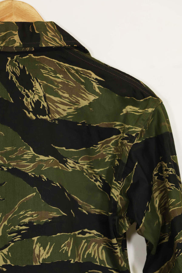 1960年代　デッドストック　沖縄タイガー　タイガーストライプ　シャツ　Asian Cut