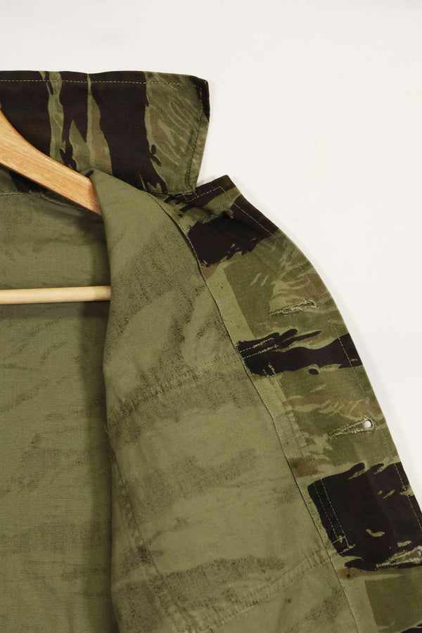 1960年代　クラシックパターン　タイガーストライプ　シャツ　Asian Cut 中古品