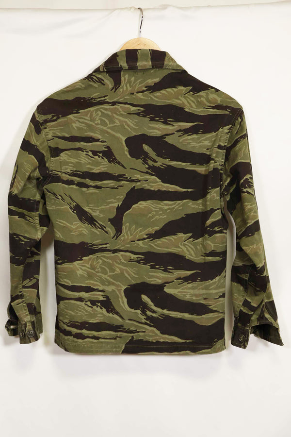 1960年代　クラシックパターン　タイガーストライプ　シャツ　Asian Cut 中古品