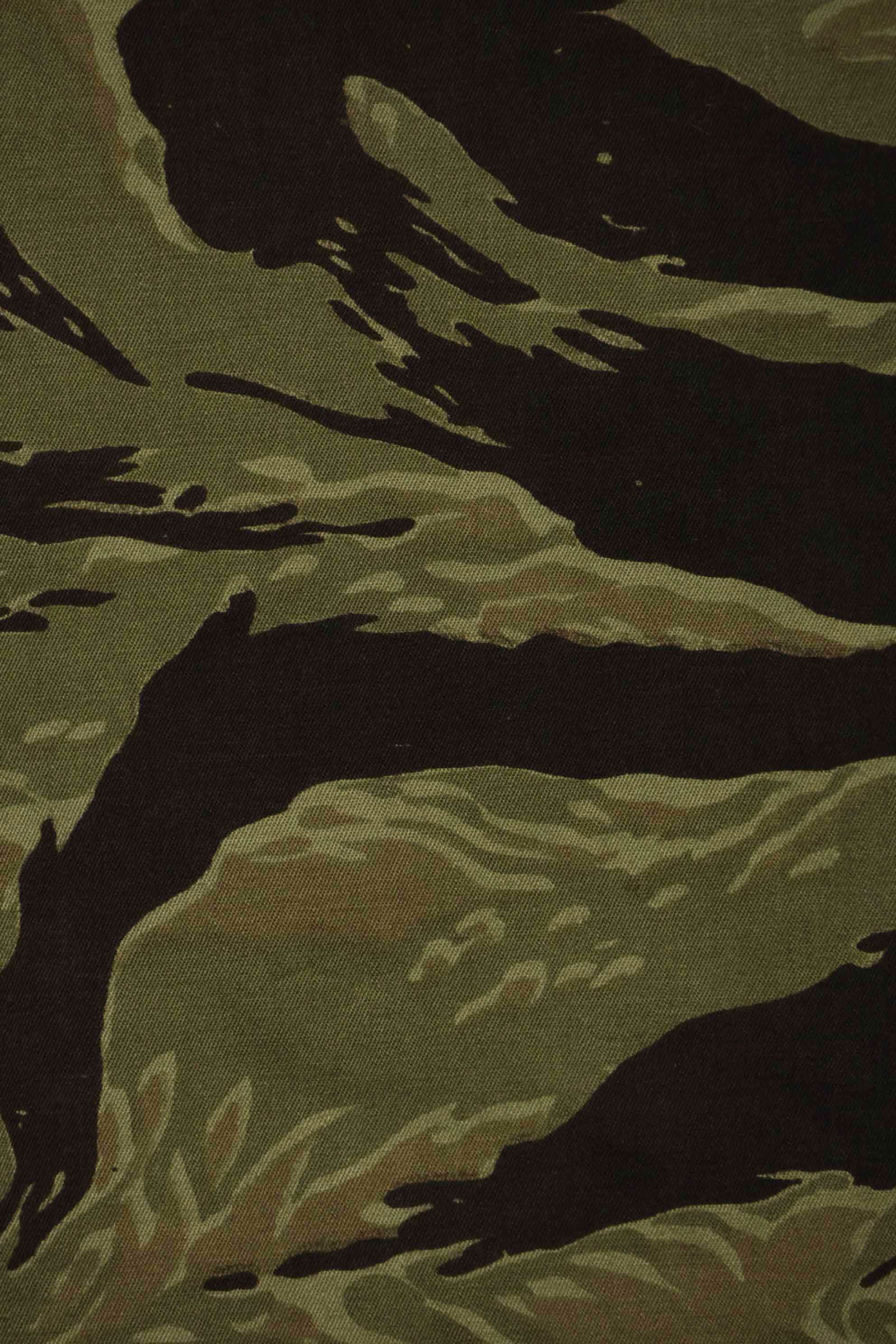 1960年代　クラシックパターン　タイガーストライプ　シャツ　Asian Cut 中古品