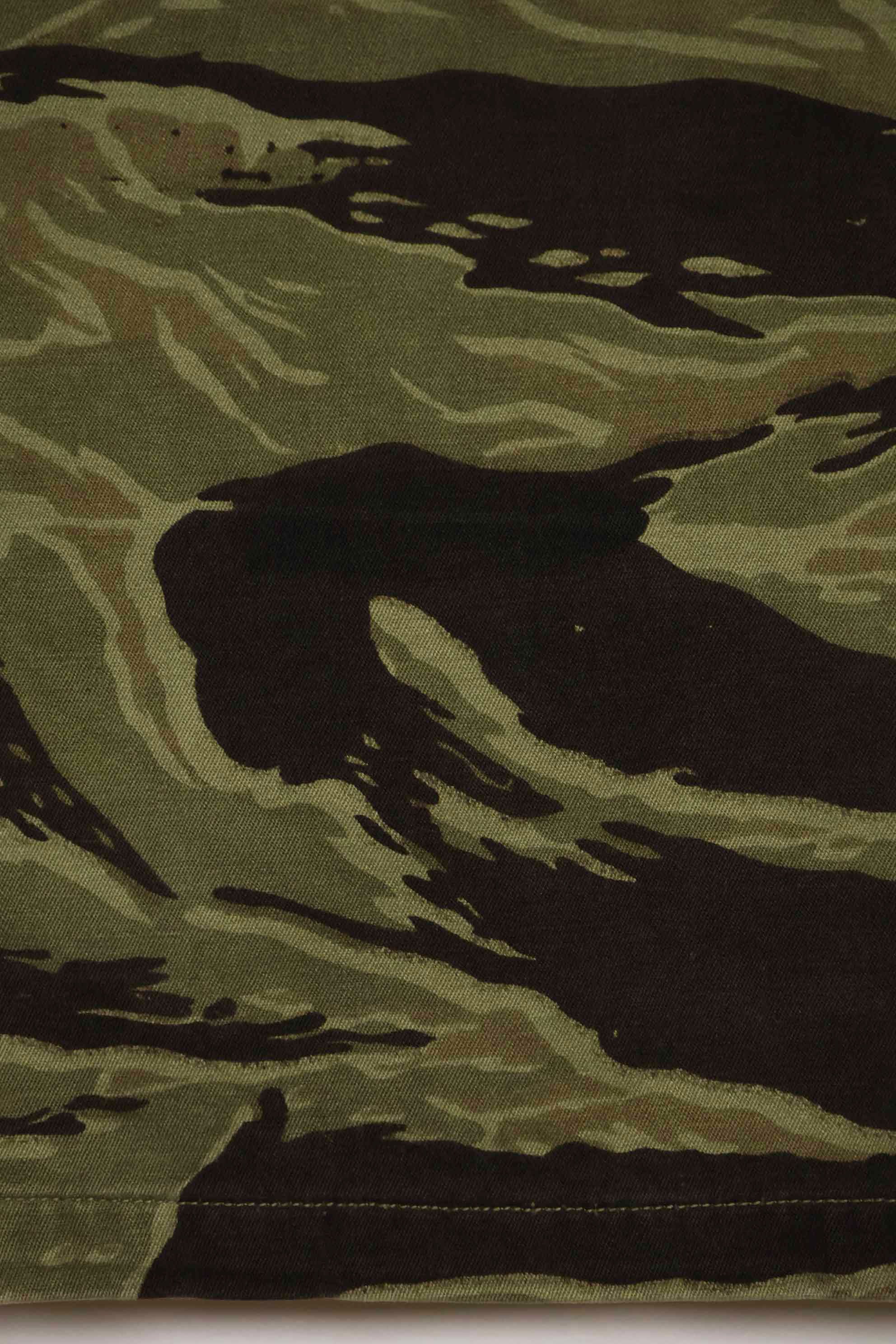 1960年代　クラシックパターン　タイガーストライプ　シャツ　Asian Cut 中古品