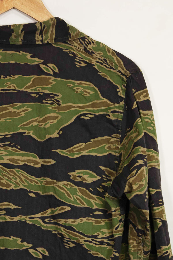 1960年代後半〜70年代前半　レイトウォーパターン　タイガーストライプシャツ　US-S　中古品