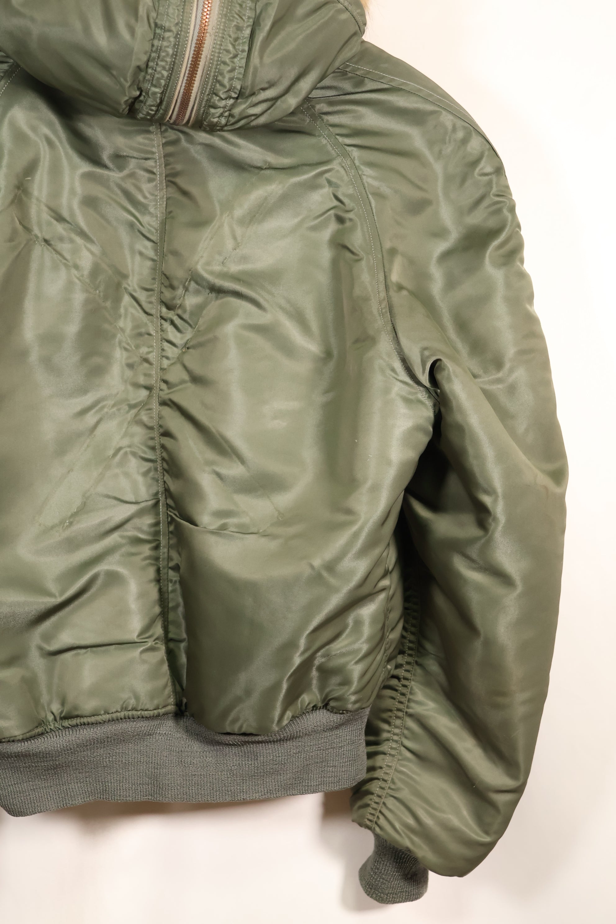 1950年代製　MEDIUM アメリカ空軍　N-2B フライトジャケット　状態良い　中古品