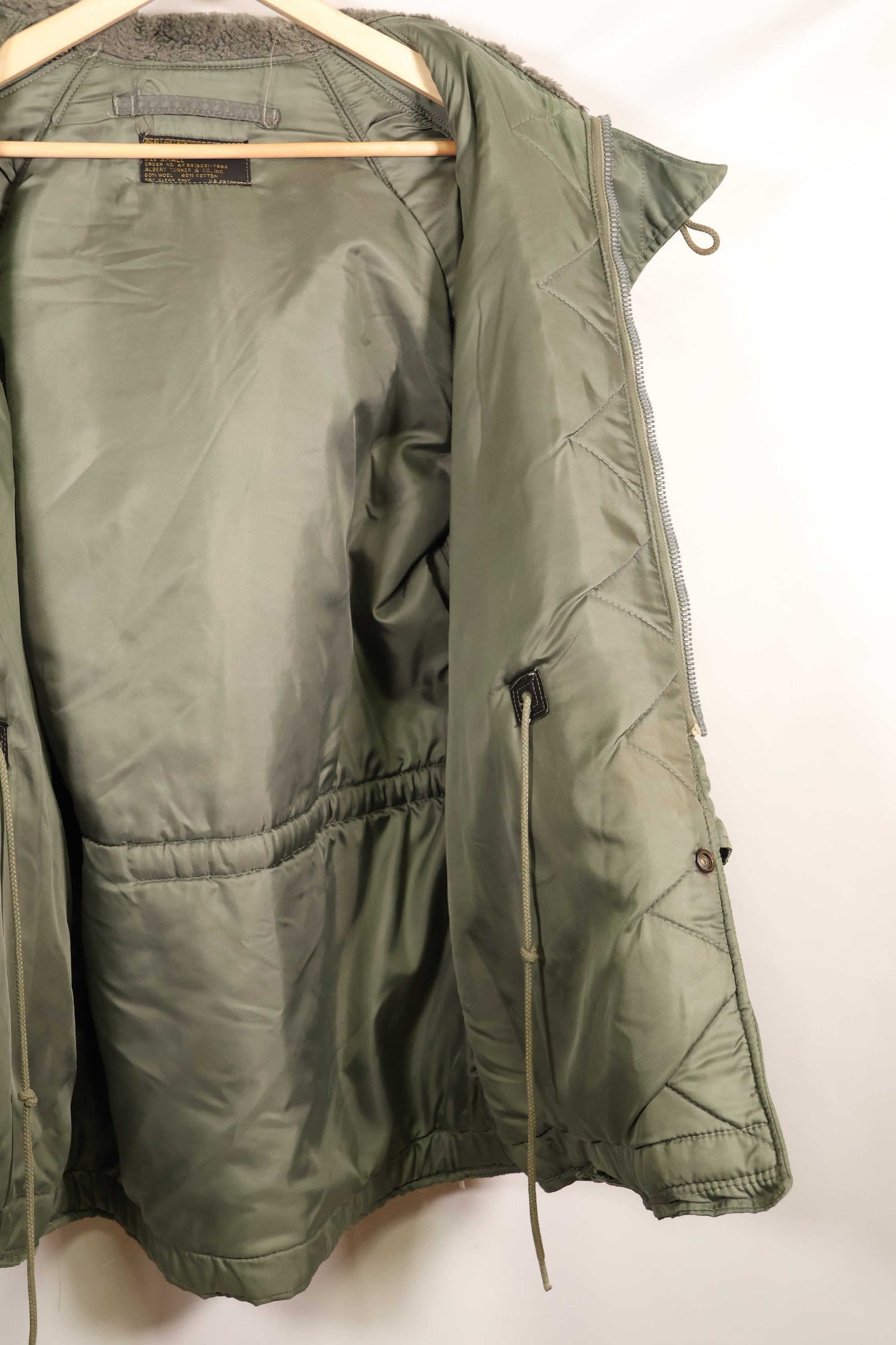 1950年代ロット　アメリカ空軍　N-3B　フライトジャケット　黒タグ　中古品