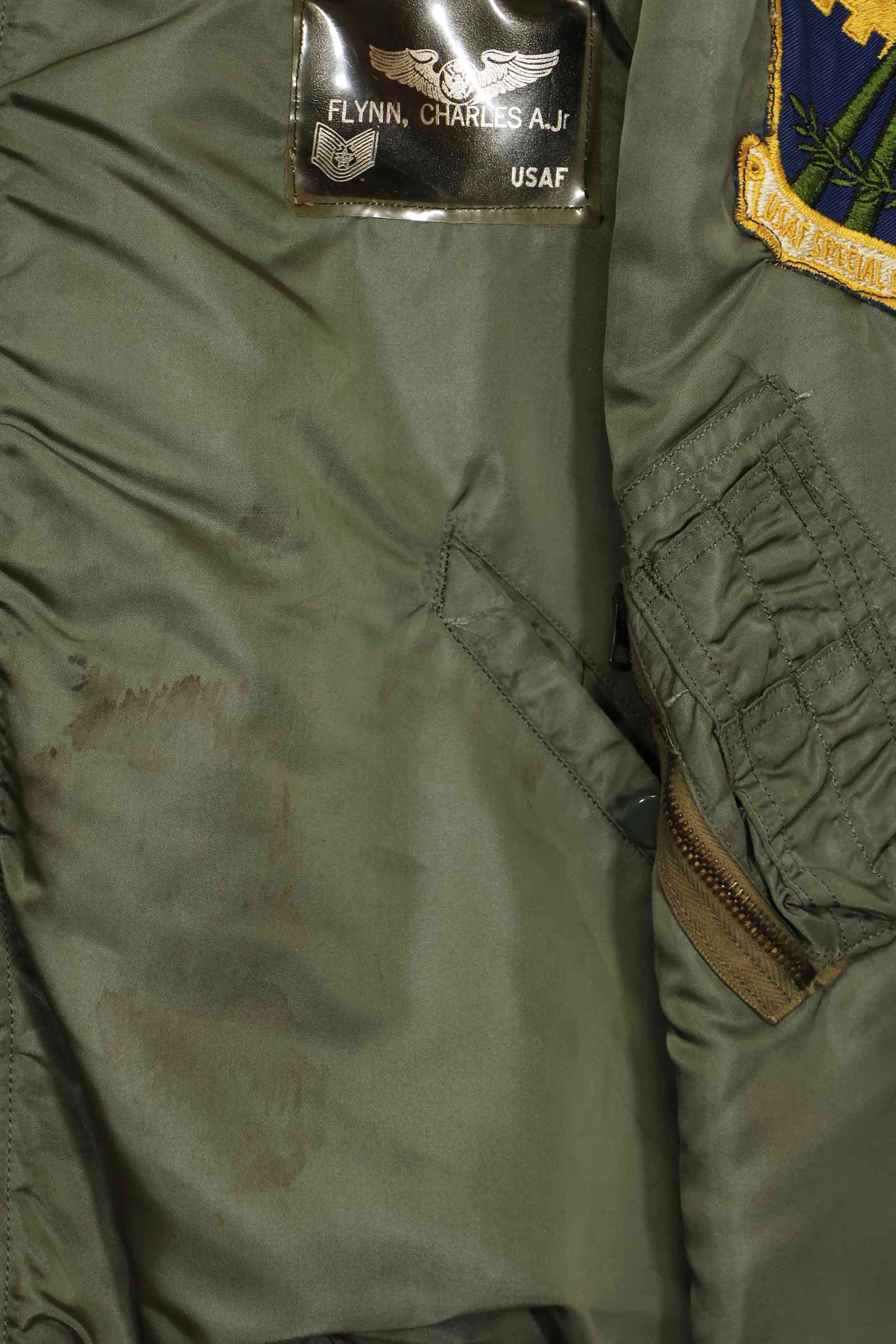 1969年契約　アメリカ空軍　L2-B　ライトゾーン　フライトジャケット　ローカルメイドパッチ付　中古品