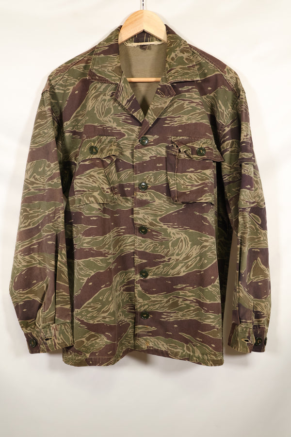 大阪 MASH製　A-XL シルバータイガーストライプ　Asian カット　シャツ　中古品　退色あり