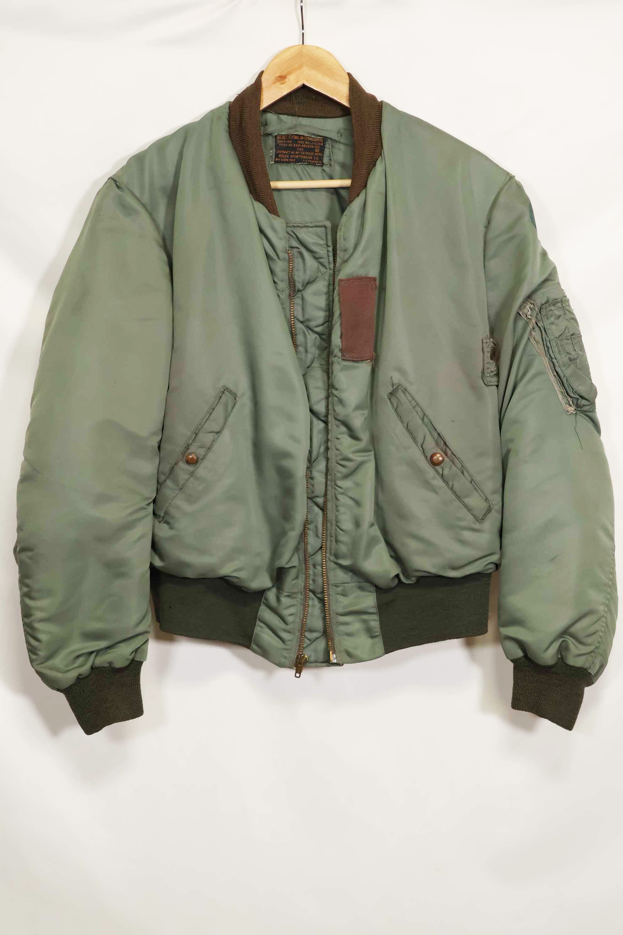 1950年代　アメリカ空軍　B-15D　リブ改造　フライトジャケット　サイズ 42　高高度用　中古品