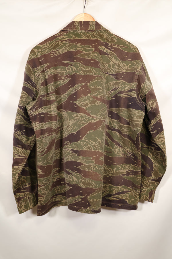 大阪 MASH製　A-XL シルバータイガーストライプ　Asian カット　シャツ　中古品　退色あり