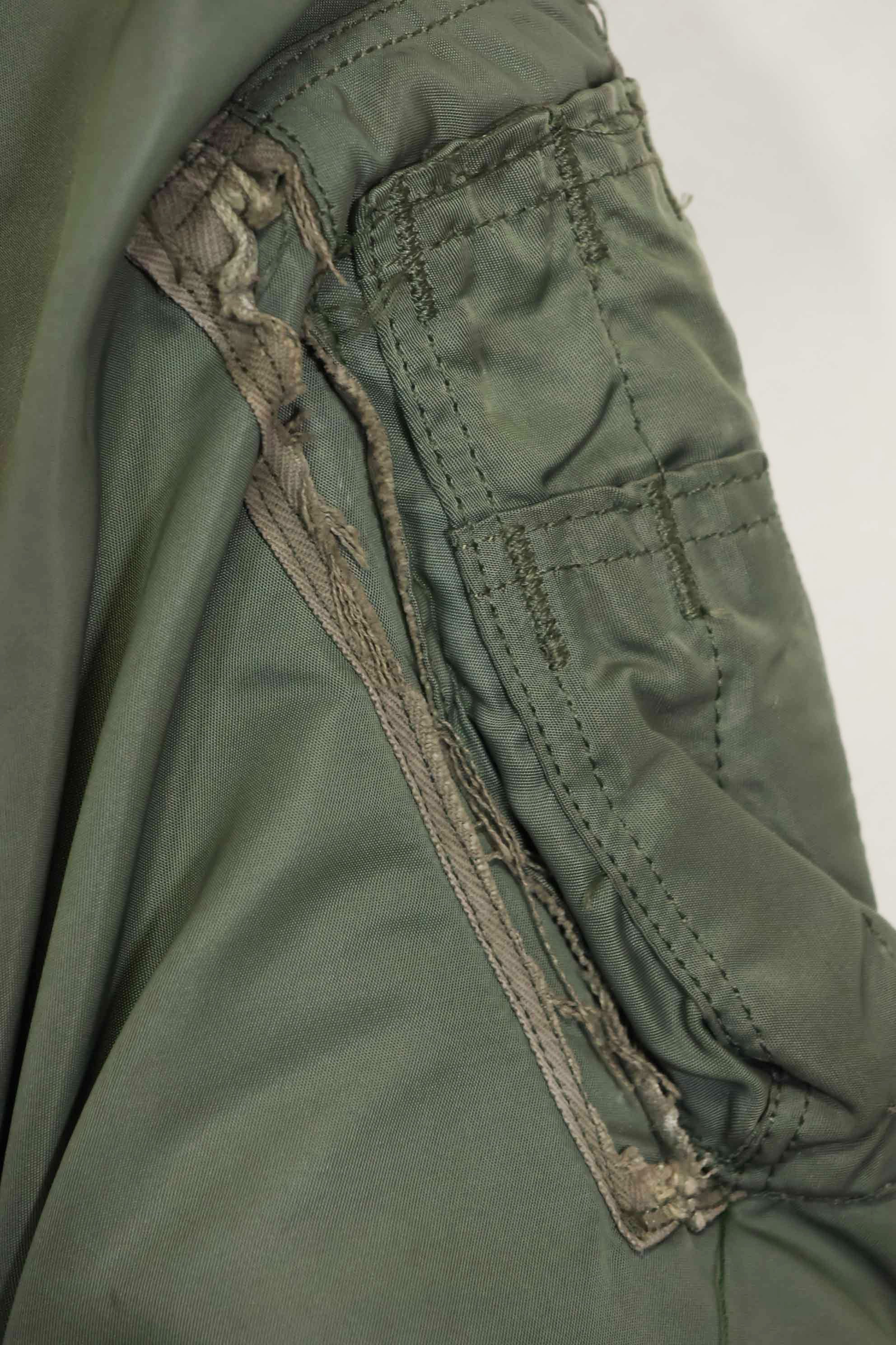 1950年代　アメリカ空軍　B-15D　リブ改造　フライトジャケット　サイズ 42　高高度用　中古品