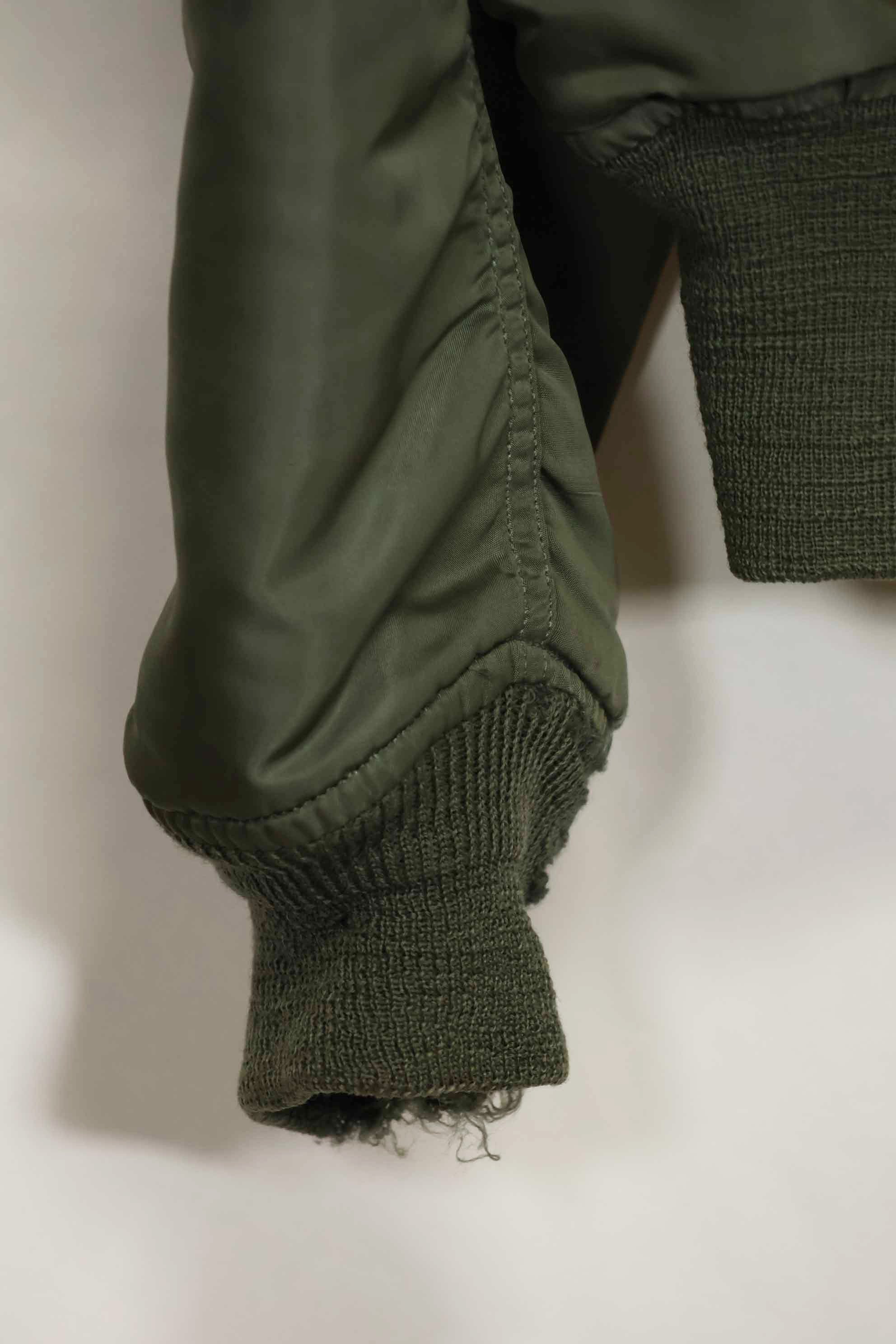 1969年契約　アメリカ空軍　L2-B　ライトゾーン　フライトジャケット　パッチ・階級章付　中古品