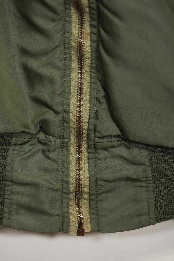 1969年契約　アメリカ空軍　L2-B　ライトゾーン　フライトジャケット　パッチ・階級章付　中古品