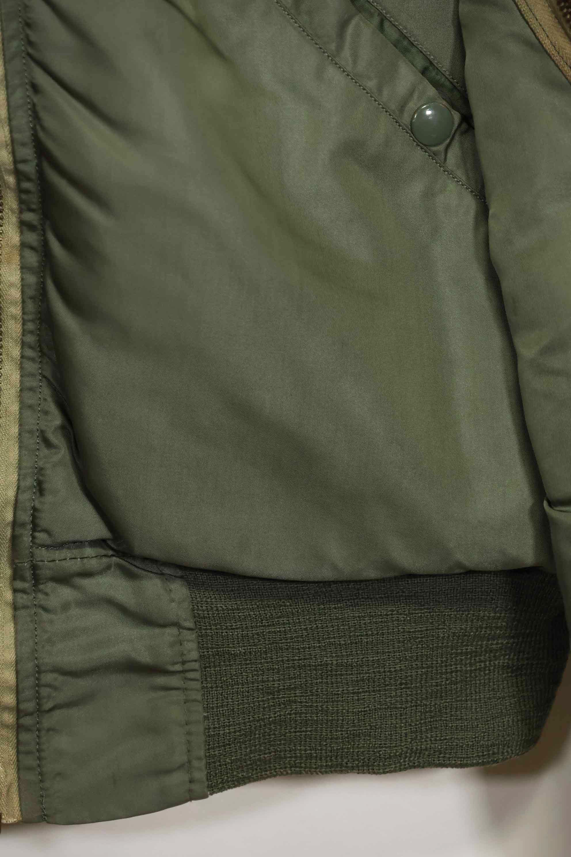 1969年契約　アメリカ空軍　L2-B　ライトゾーン　フライトジャケット　パッチ・階級章付　中古品