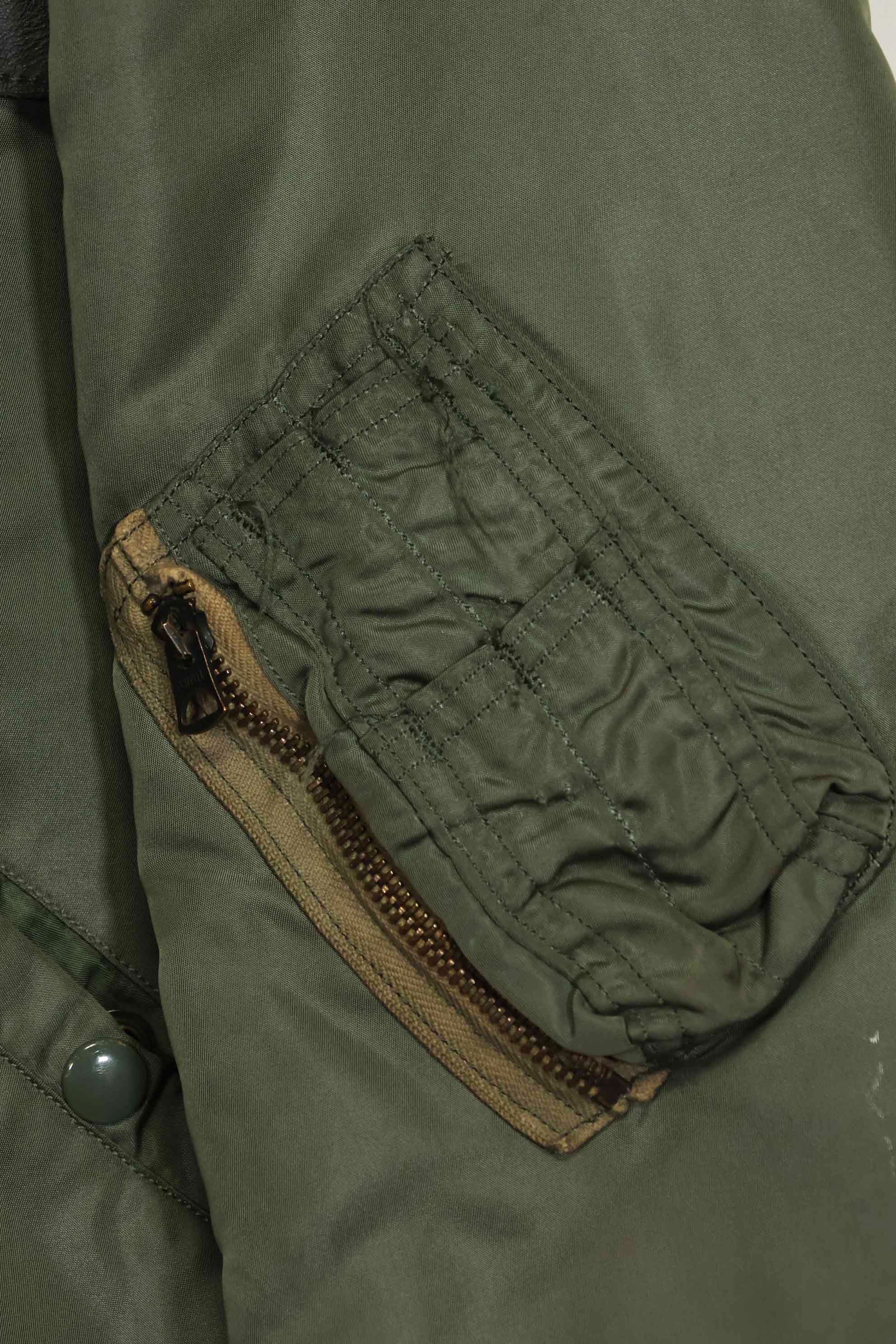 1969年契約　アメリカ空軍　L2-B　ライトゾーン　フライトジャケット　パッチ・階級章付　中古品