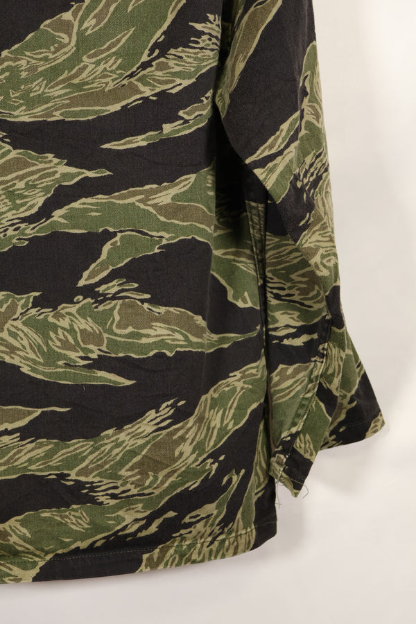 1960年代中頃　USカット　沖縄タイガー　ライムグリーンカラー　タイガーストライプ　シャツ　中古品