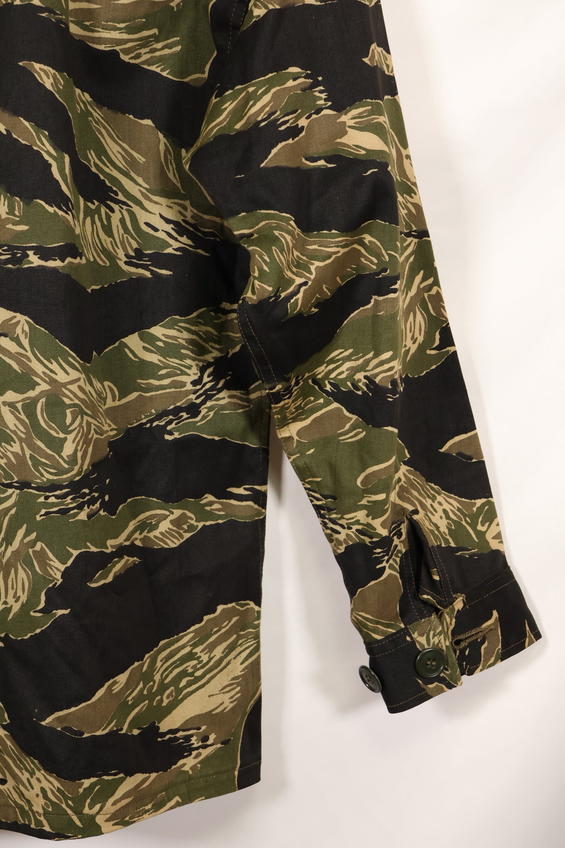 1960年代　デッドストック　A-M　沖縄タイガー　タイガーストライプ　シャツ　Asian Cut