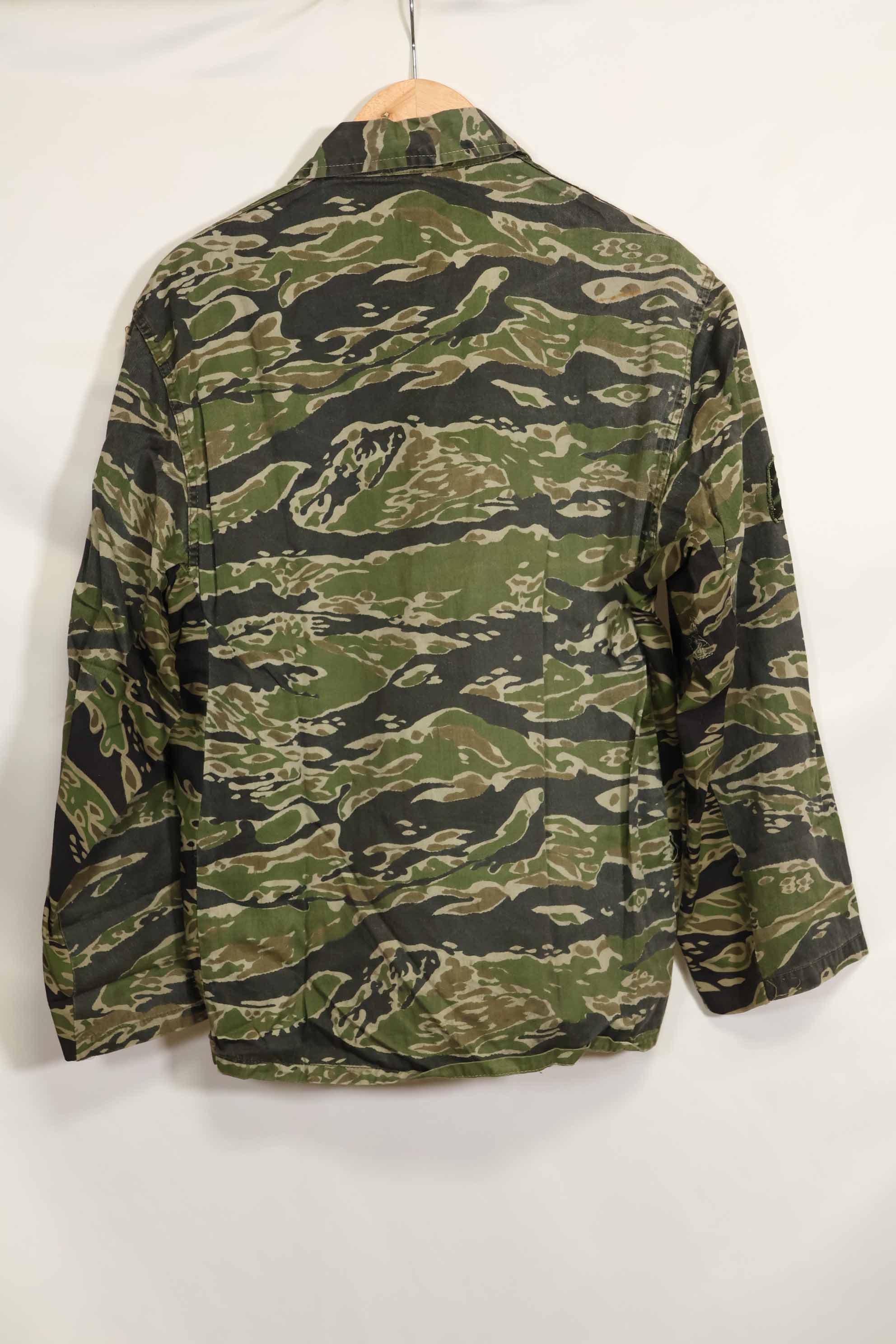 1960年代　タイガーストライプ　シャツ　CIDGパターン　初付けパッチ付き　中古品