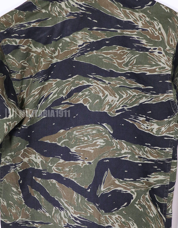 実物　シルバータイガーストライプ　ARVN 直接刺繍入り　Asian カット