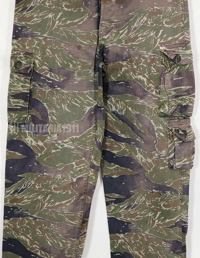 実物　シルバータイガーストライプ　退色強い　Asian Cut 中古品　汚れあり