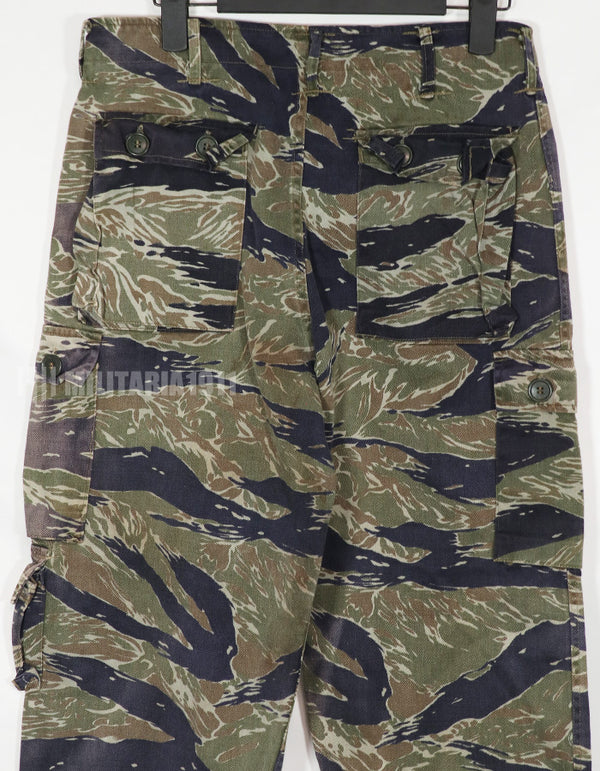 実物　シルバータイガーストライプ　退色強い　Asian Cut 中古品　汚れあり