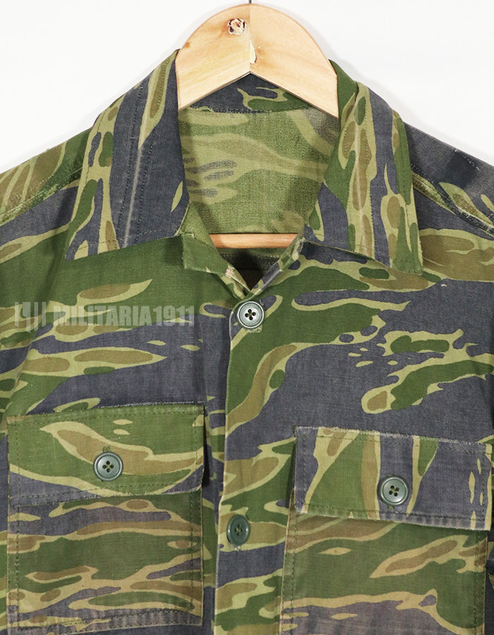 実物生地　レイトウォーパターン　タイガーストライプ　シャツ　状態良い