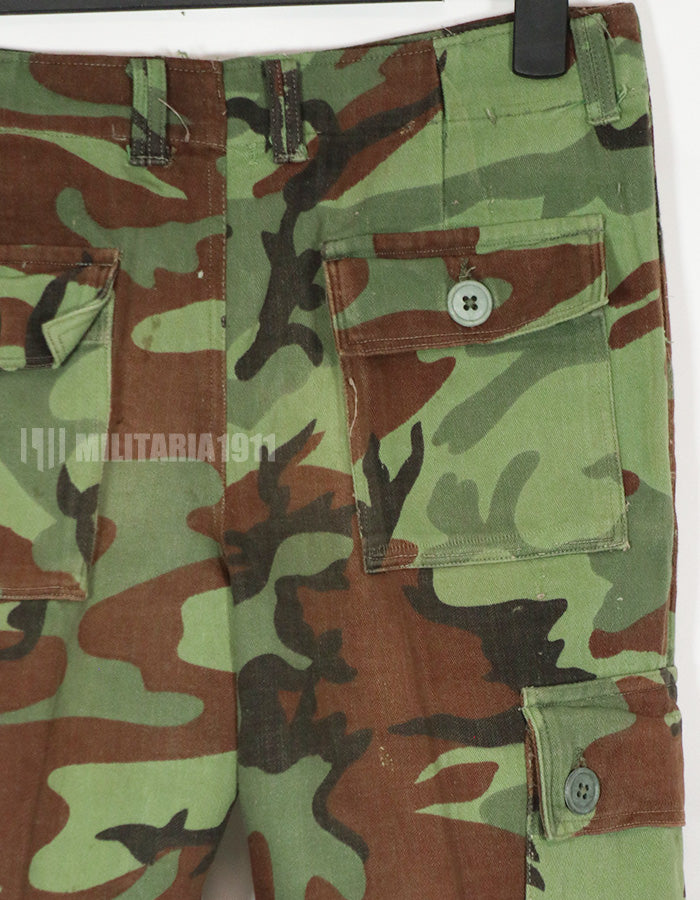 実物　南ベトナムレンジャー　パステルリーフ迷彩　上下セット　中古品