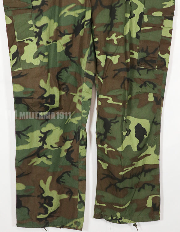 実物　1967年製 ポップリン製　デッドストック　ERDL パンツ　XLサイズ　生地2種類混合　レア品