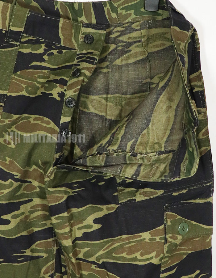 実物生地　レイトウォーパターン　タイガーストライプ　パンツ　未使用品