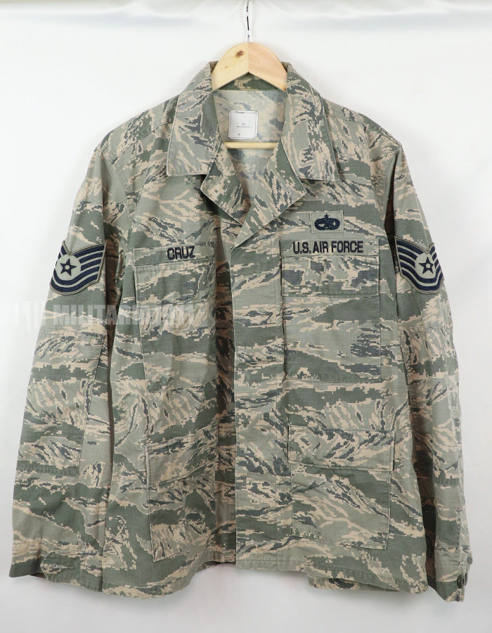 実物　アメリカ空軍　ACP ABU ジャケット　パッチ付き A