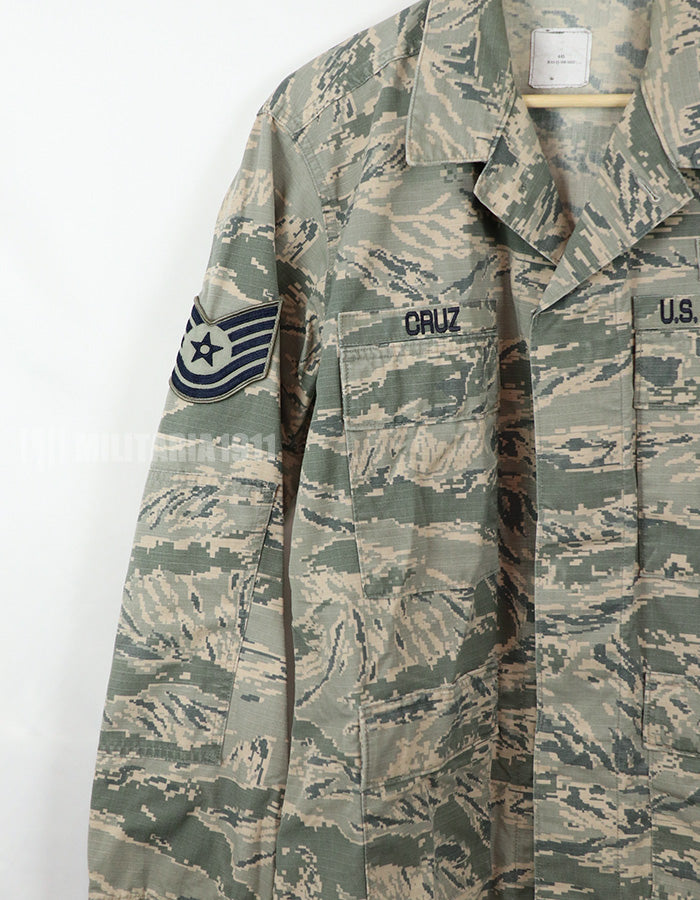 実物　アメリカ空軍　ACP ABU ジャケット　パッチ付き A